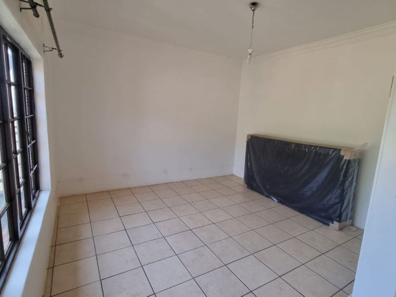 House For Sale in Leopards Bush - Photo 10