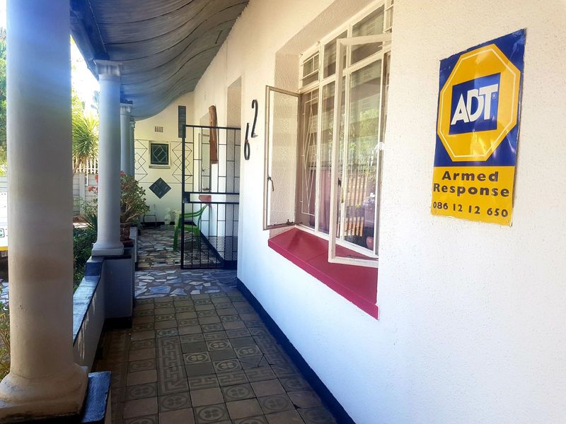 House For Sale in De Beers - Photo 4