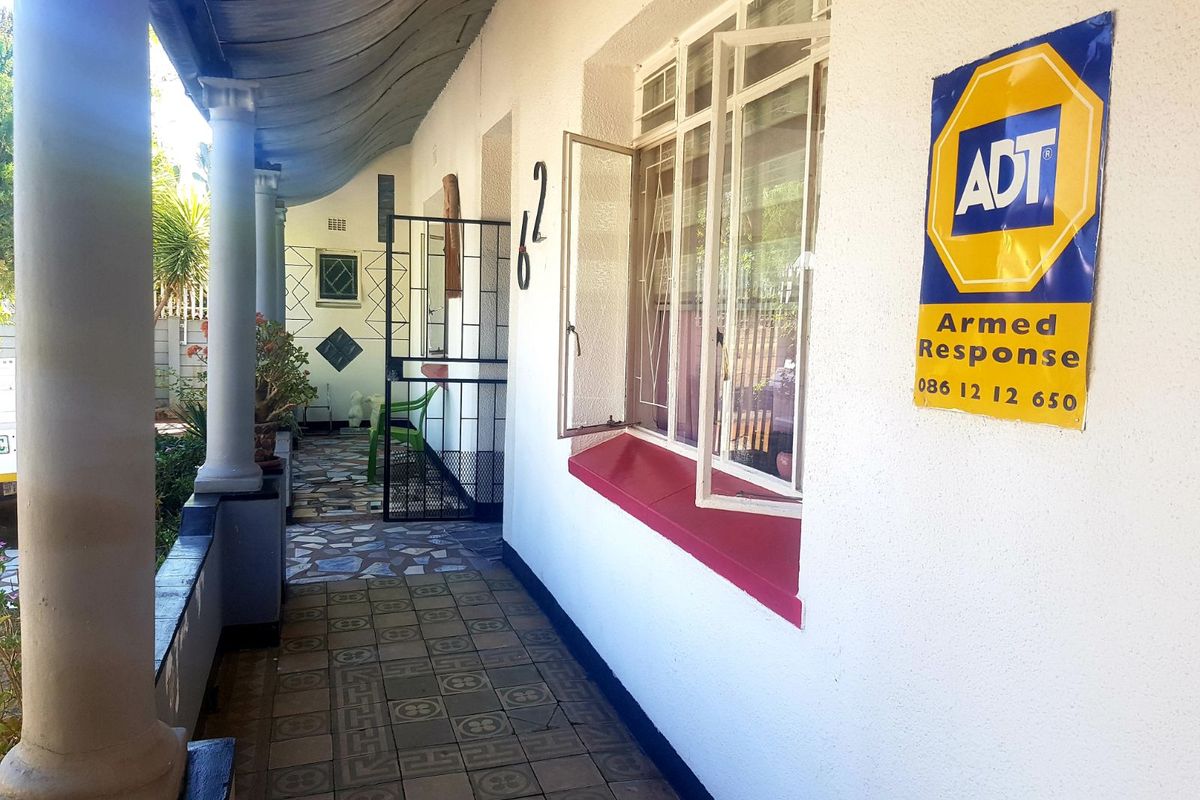 House For Sale in De Beers - Photo 4
