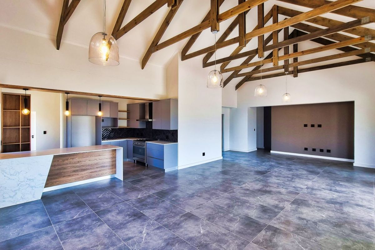 House For Sale in Kingswood Golf Estate - Photo 4