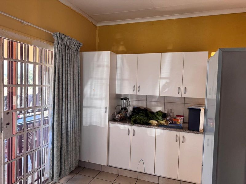 House For Sale in Burgersfort Central - Photo 6