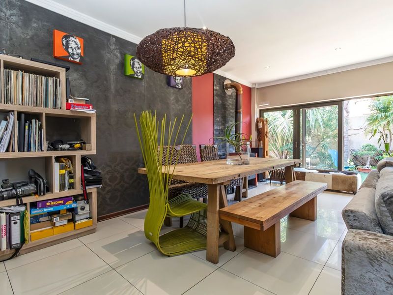 House For Sale in Summerset - Photo 10