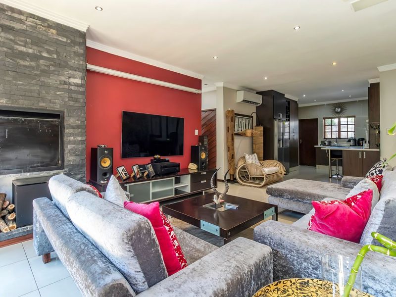 House For Sale in Summerset - Photo 9