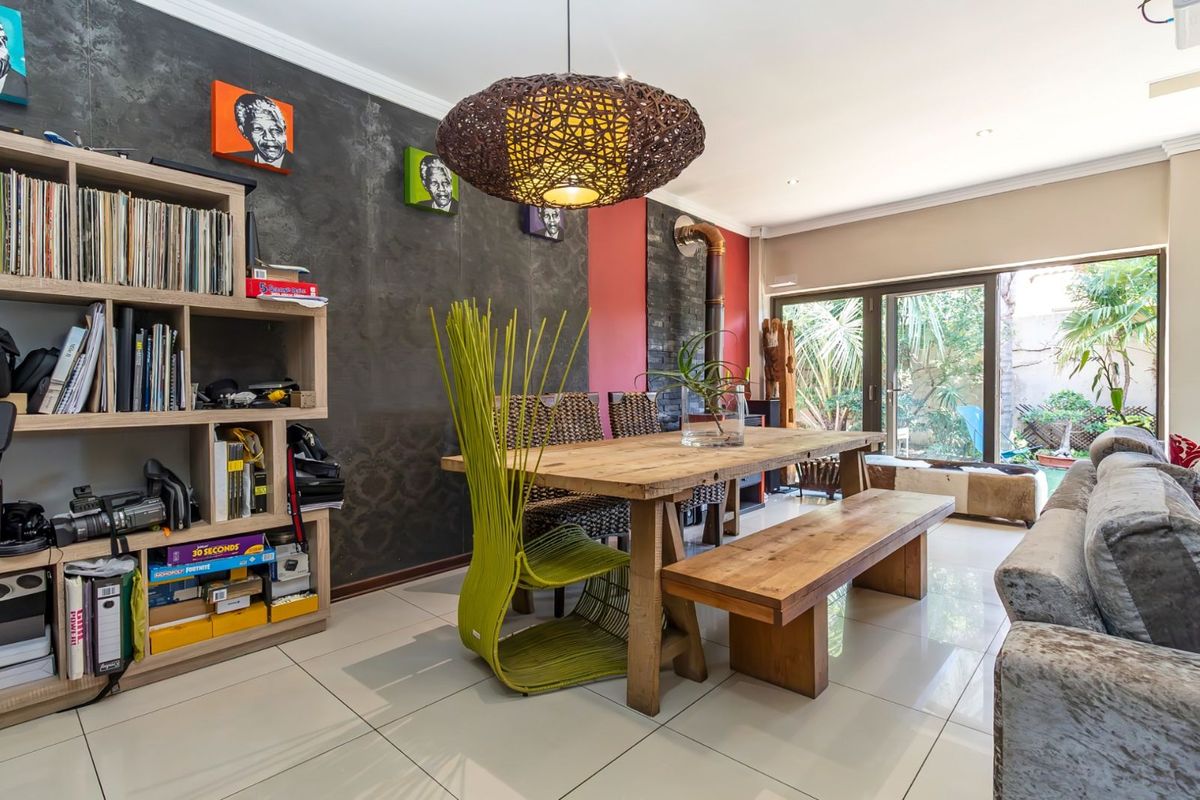 House For Sale in Summerset - Photo 4