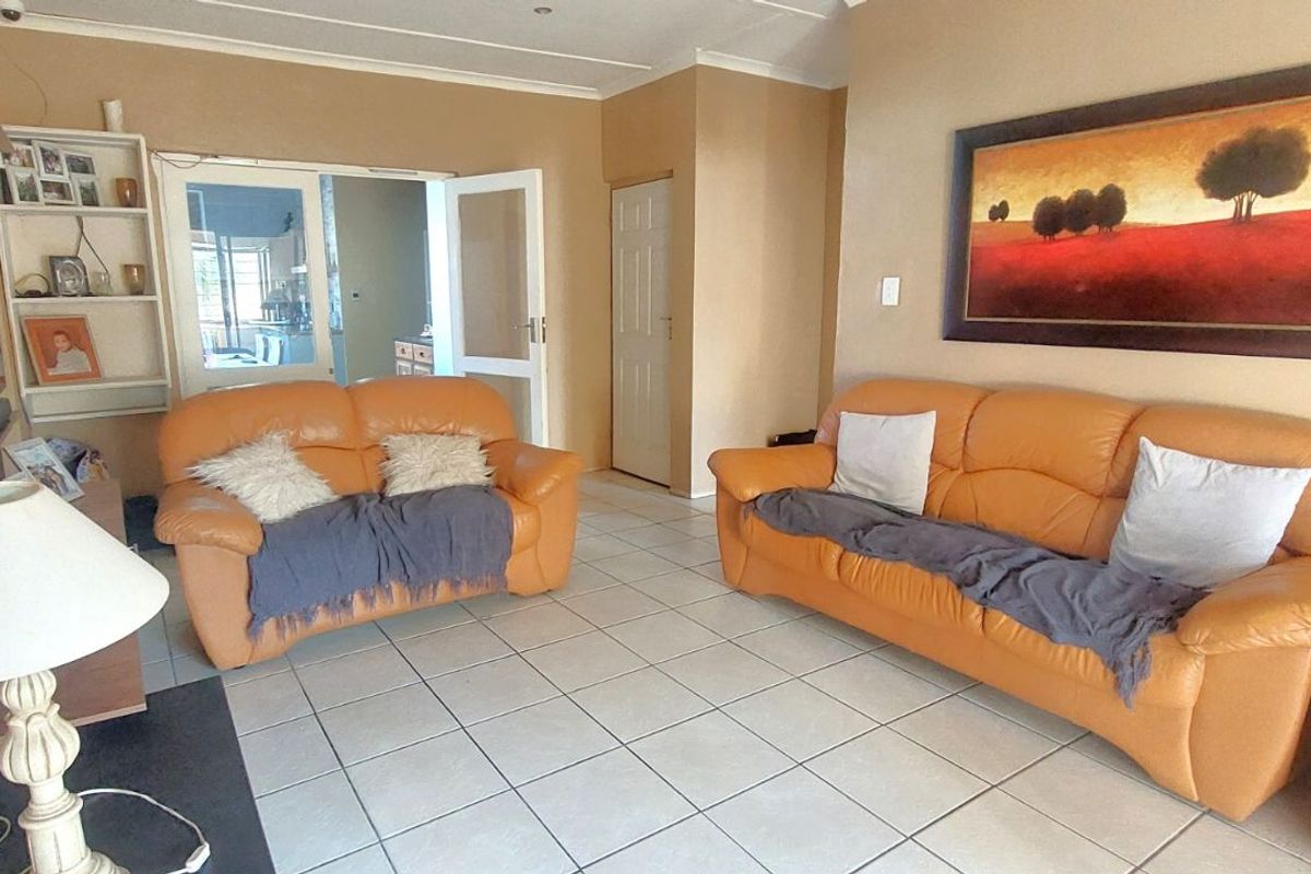 House For Sale in Pine Acres - Photo 2