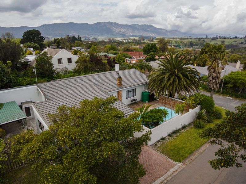 House For Sale in Grabouw Central - Photo 5