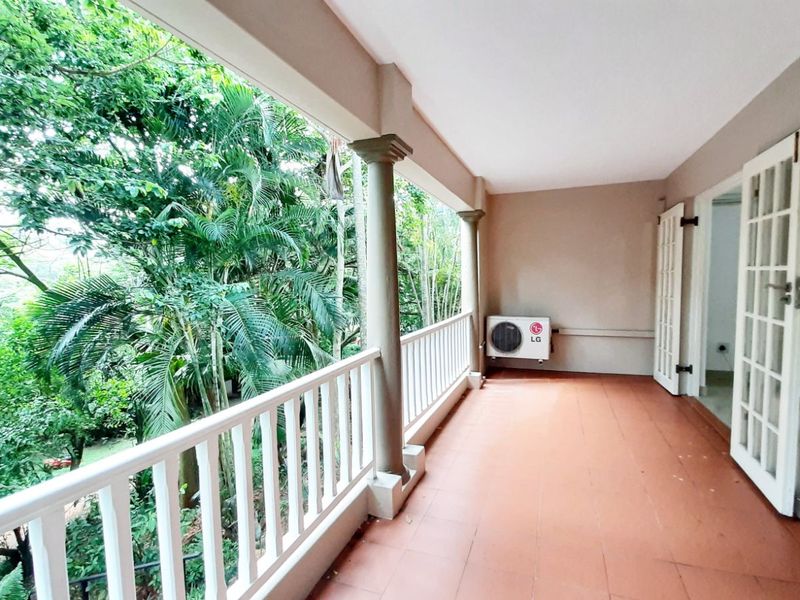 Apartment For Sale in Willard Beach - Photo 2
