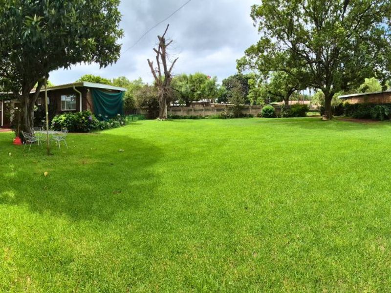 House For Sale in Valhalla - Photo 3