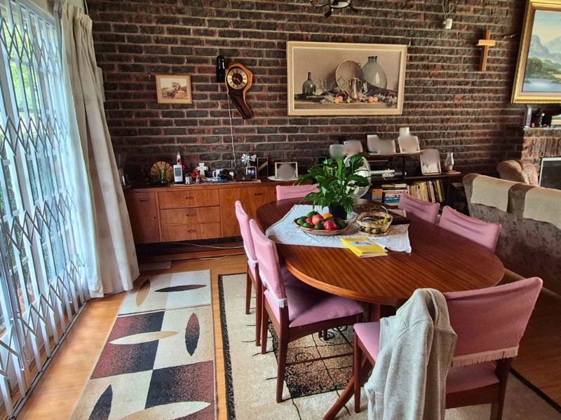 House For Sale in Valhalla - Photo 8