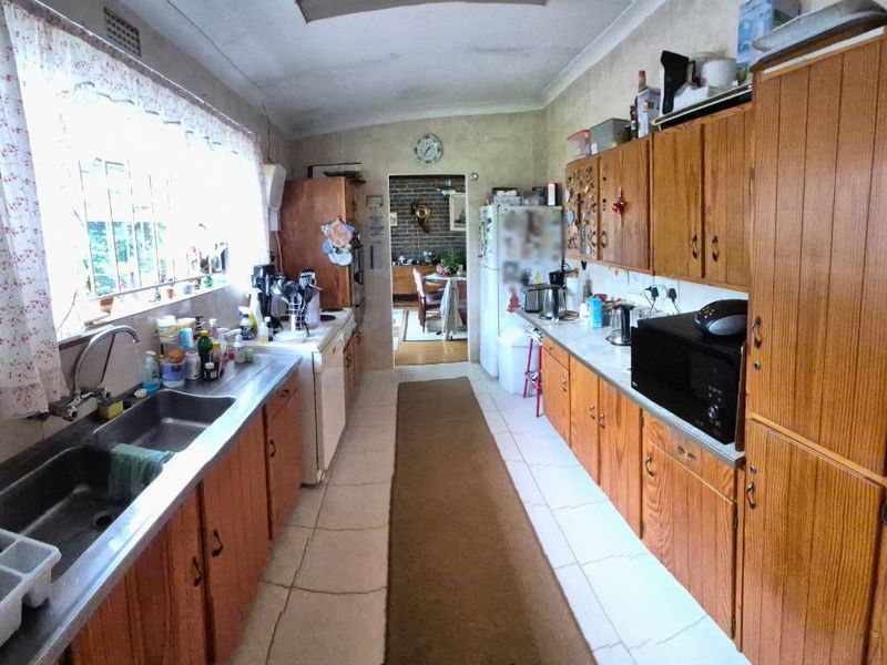 House For Sale in Valhalla - Photo 6
