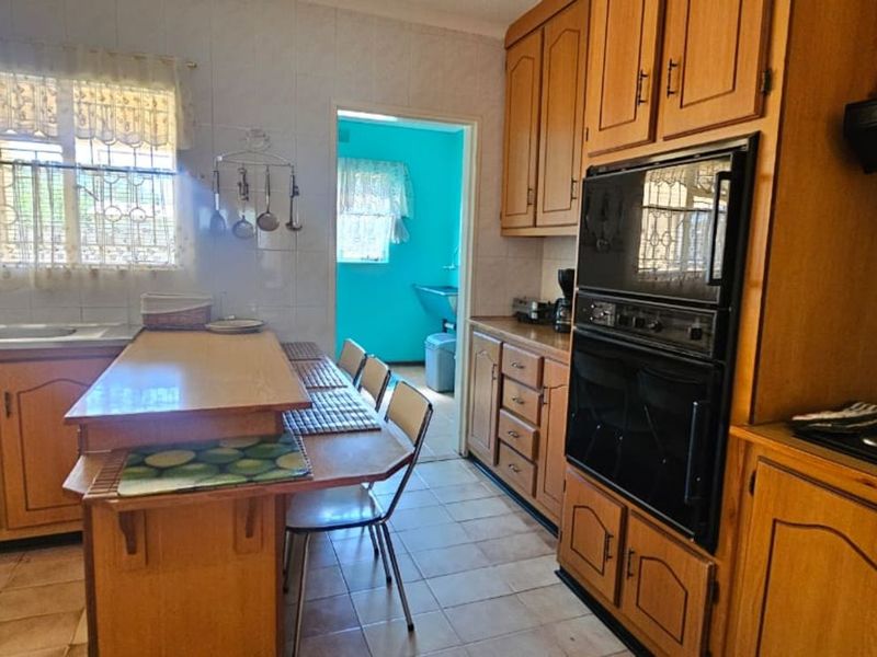 House For Sale in Roodepan - Photo 8