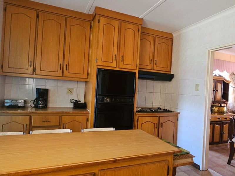 House For Sale in Roodepan - Photo 7