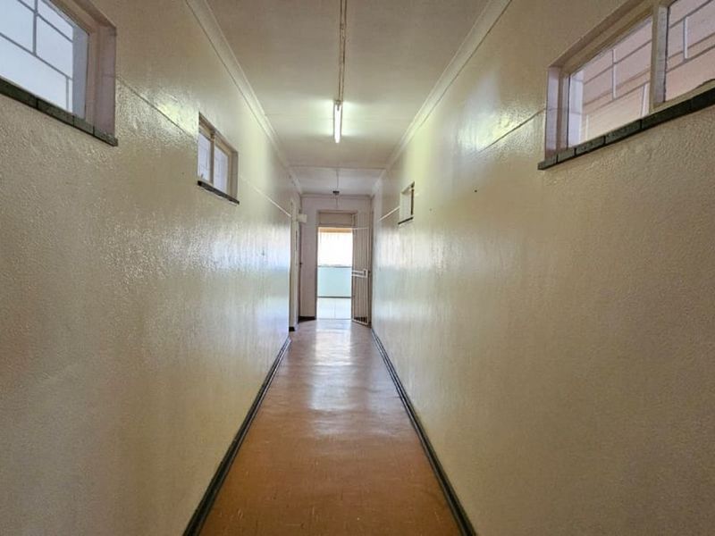 Office For Sale in Kimberley Central - Photo 8