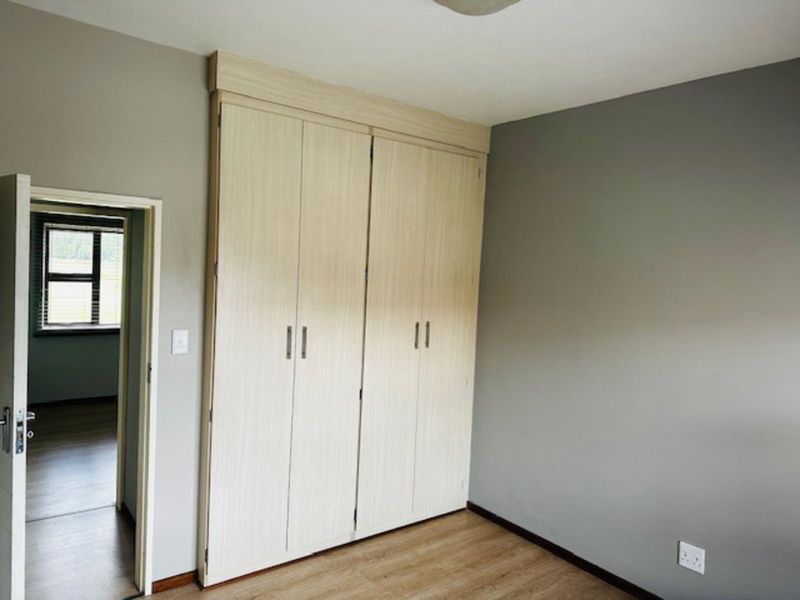 Apartment For Sale in Terra Nova - Photo 8