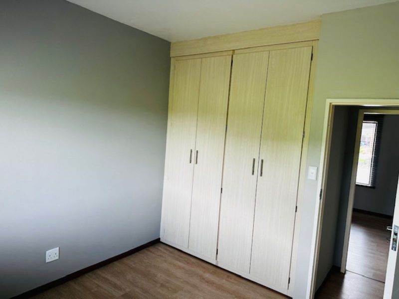 Apartment For Sale in Terra Nova - Photo 6