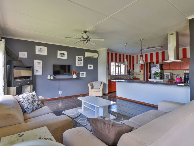 House For Sale in Ashton Central - Photo 7