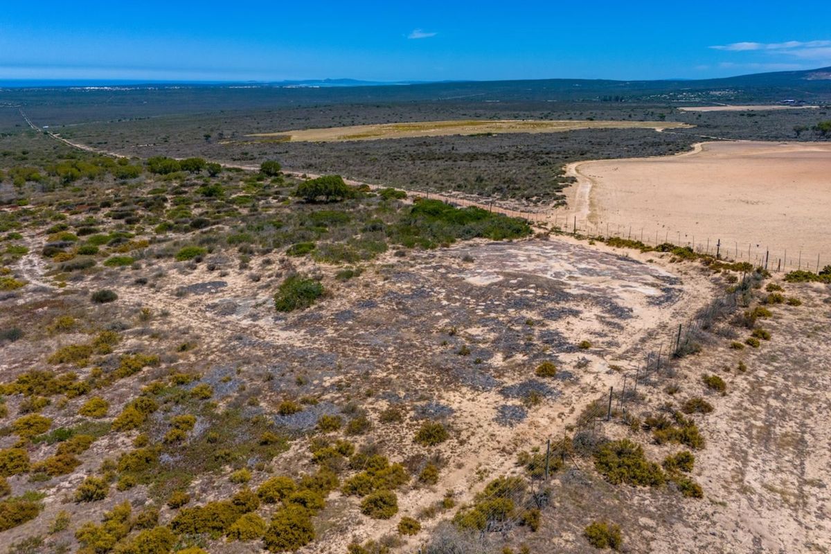 Farm For Sale in Yzerfontein Rural - Photo 5