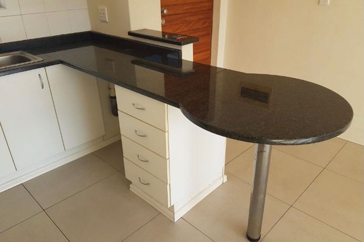 Apartment For Sale in Sheffield Manor - Photo 3