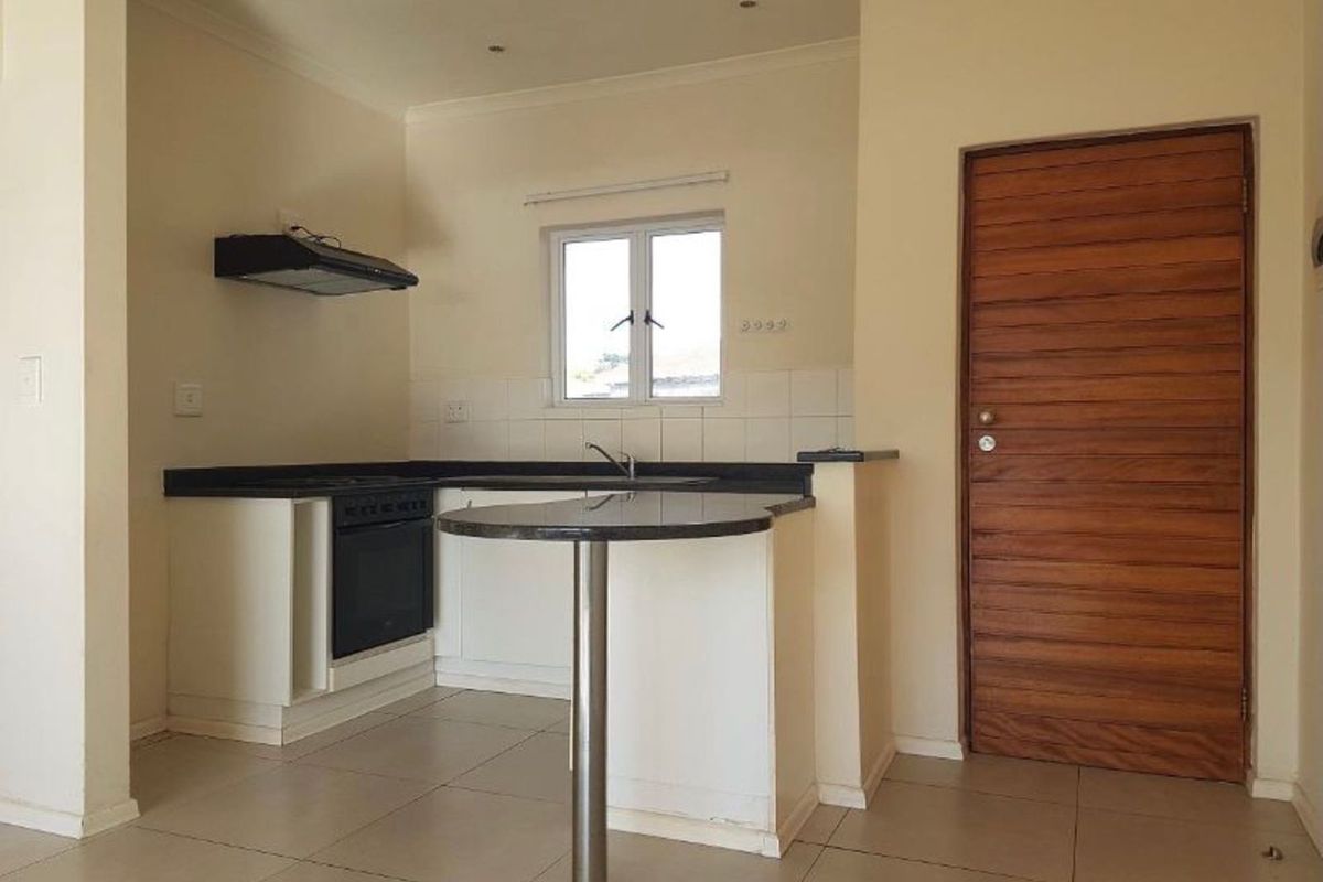 Apartment For Sale in Sheffield Manor - Photo 2