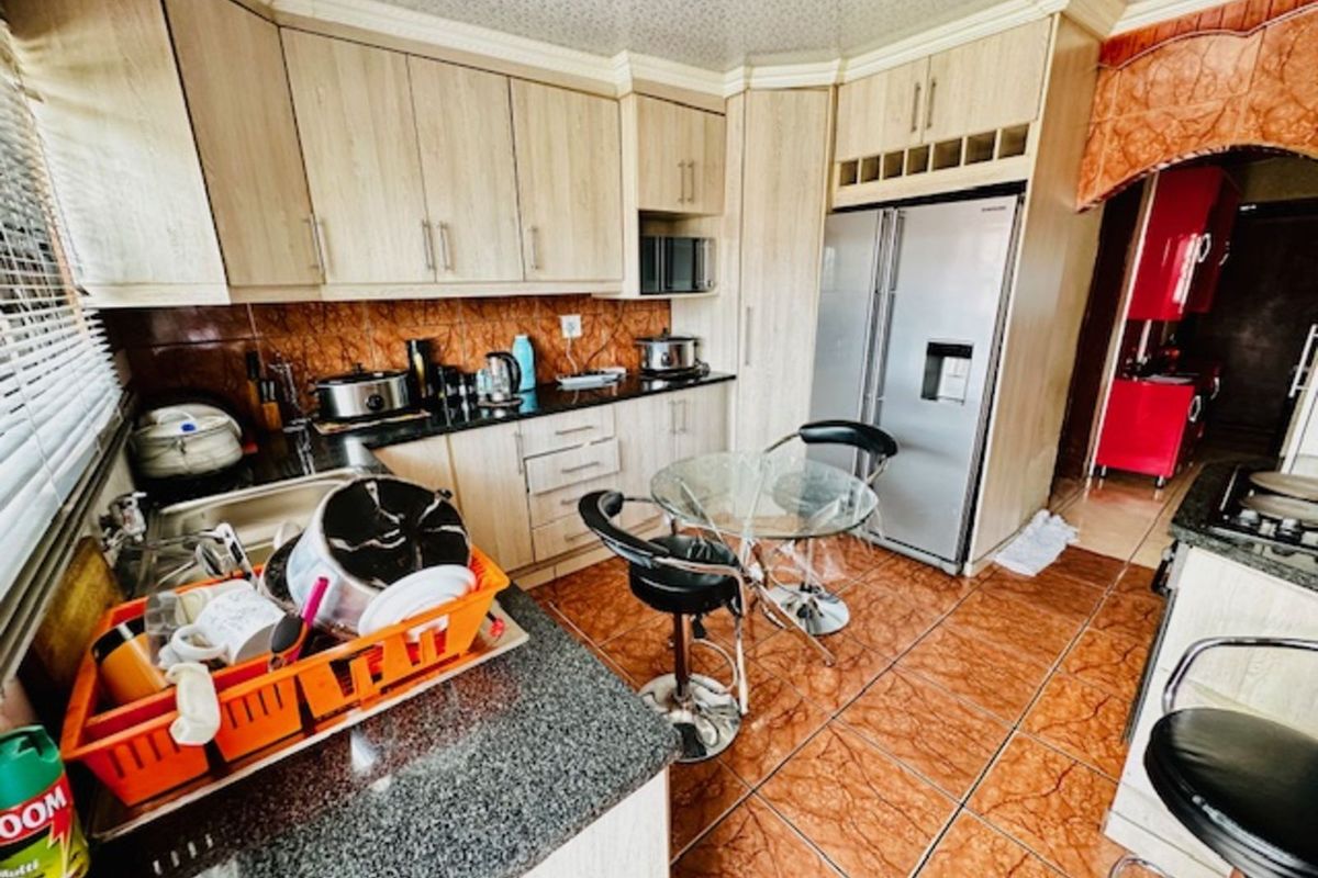 House For Sale in Embalenhle - Photo 5