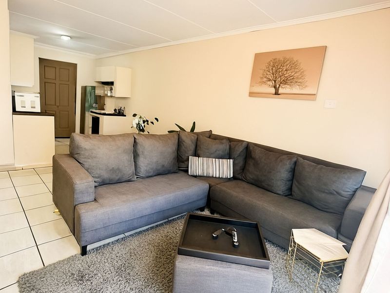 Apartment For Sale in Beverley - Photo 6