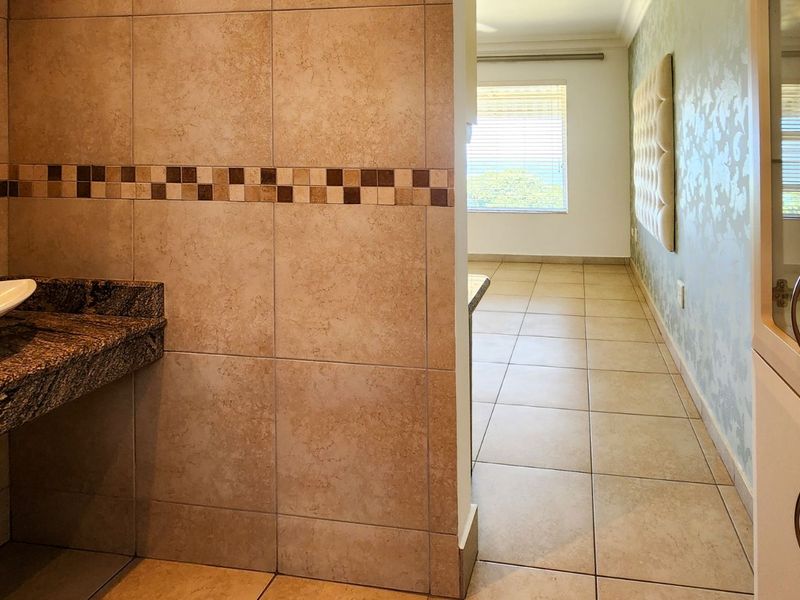 Townhouse For Sale in Umhlanga Central - Photo 10