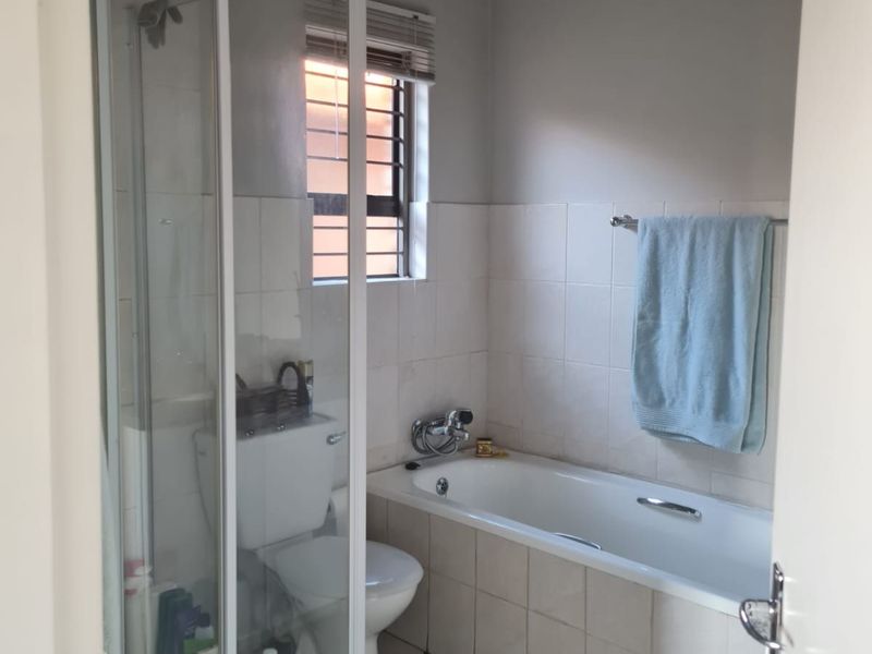 Townhouse For Sale in North Riding AH - Photo 8