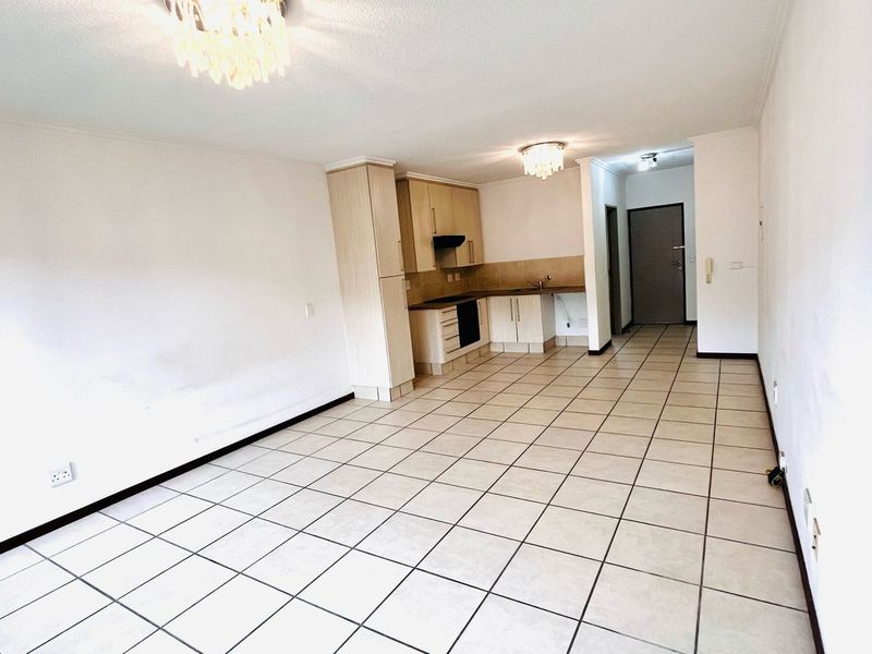 Apartment For Sale in Lonehill - Photo 10