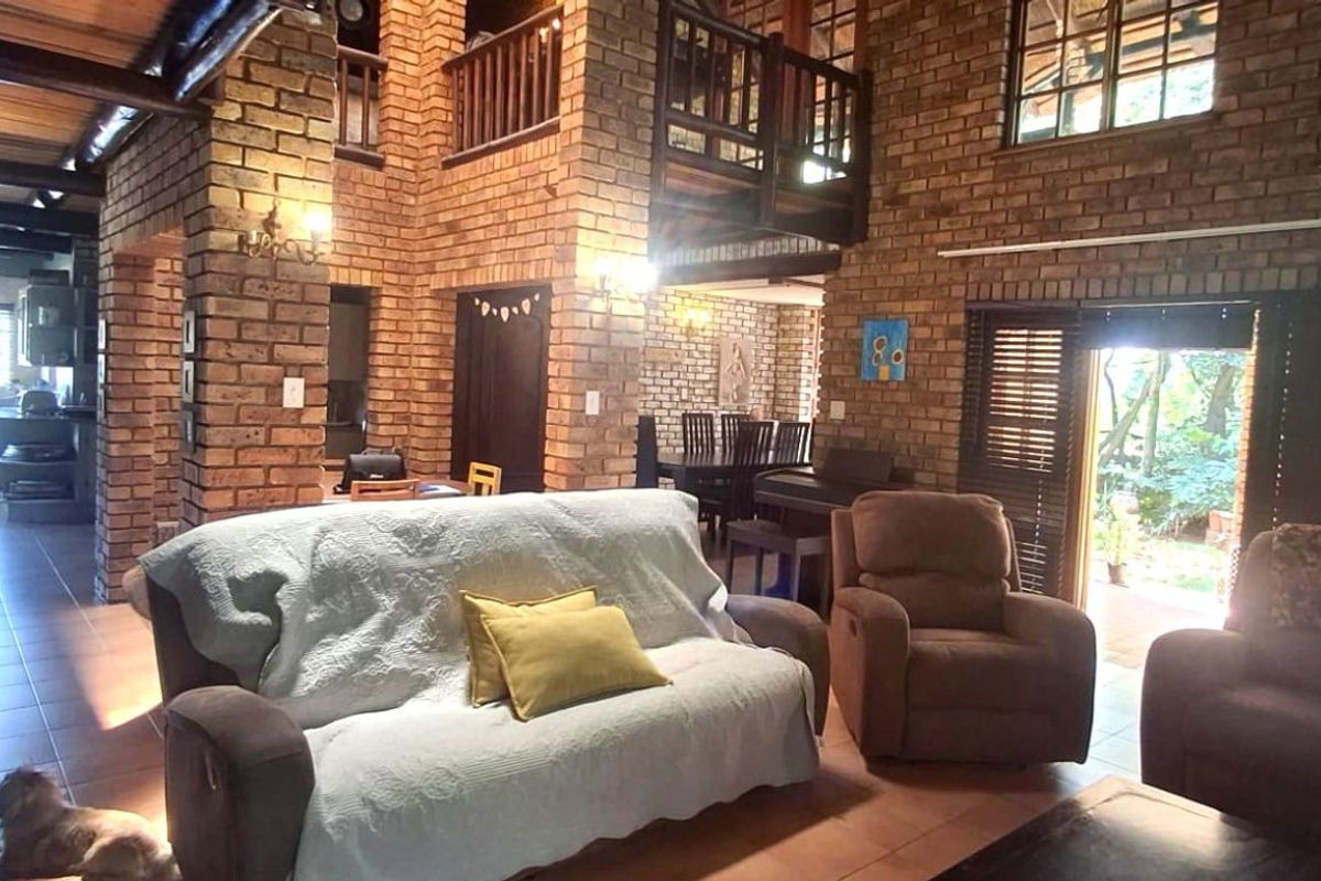 House For Sale in Newlands - Photo 3