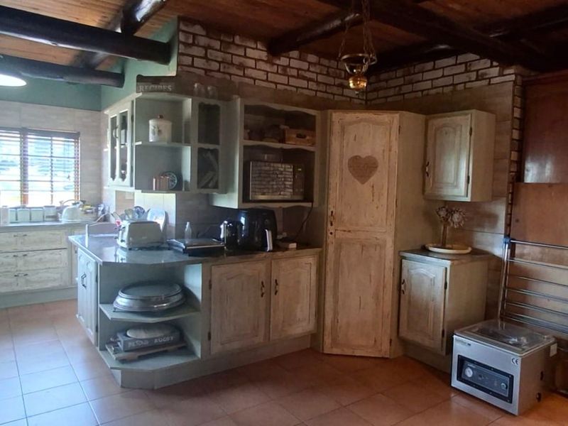 House For Sale in Newlands - Photo 6