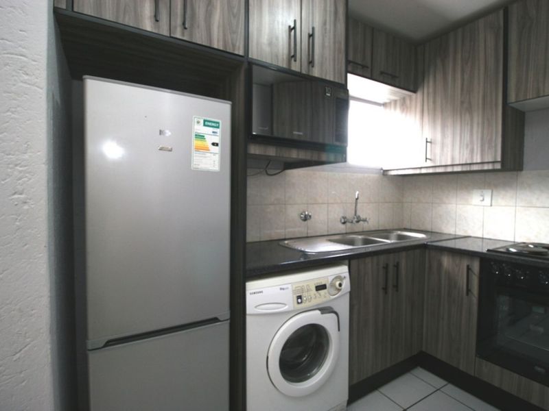 Apartment For Sale in Bromhof - Photo 5