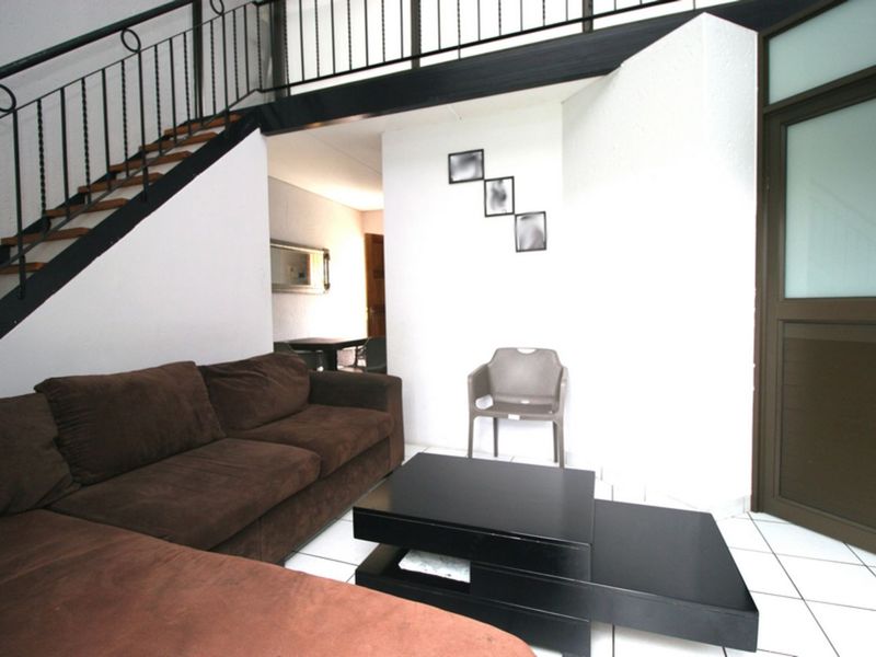 Apartment For Sale in Bromhof - Photo 2