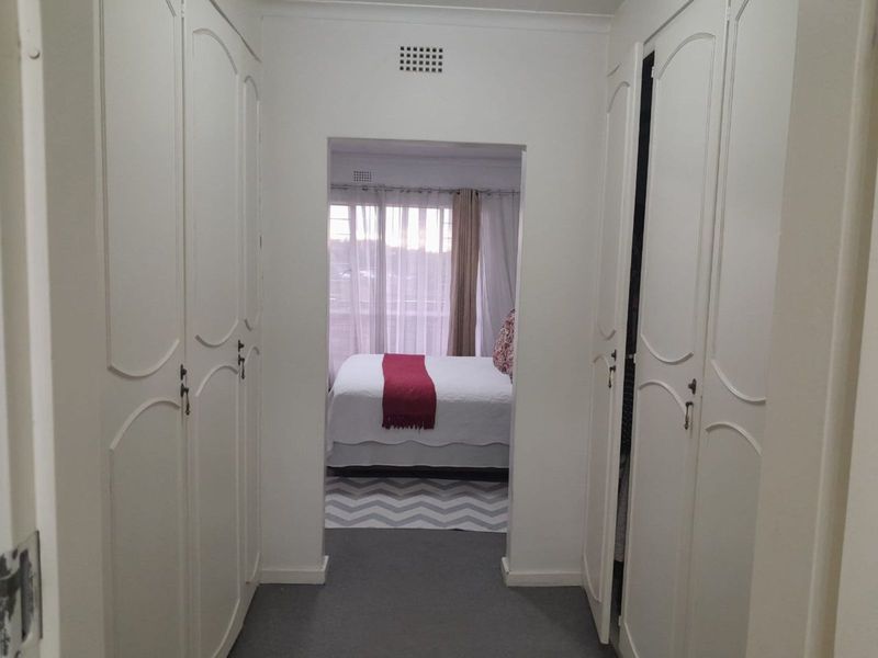 Townhouse For Sale in Corlett Gardens - Photo 9