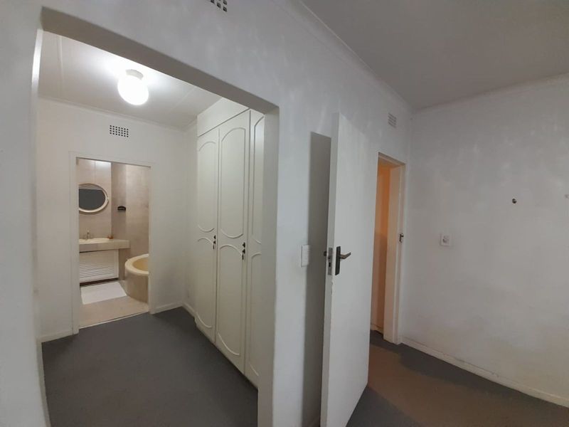 Townhouse For Sale in Corlett Gardens - Photo 8