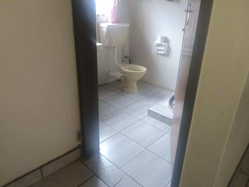 House For Sale in Bester - Photo 9