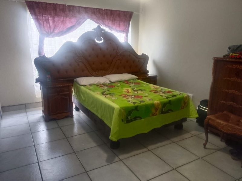 House For Sale in Bester - Photo 8