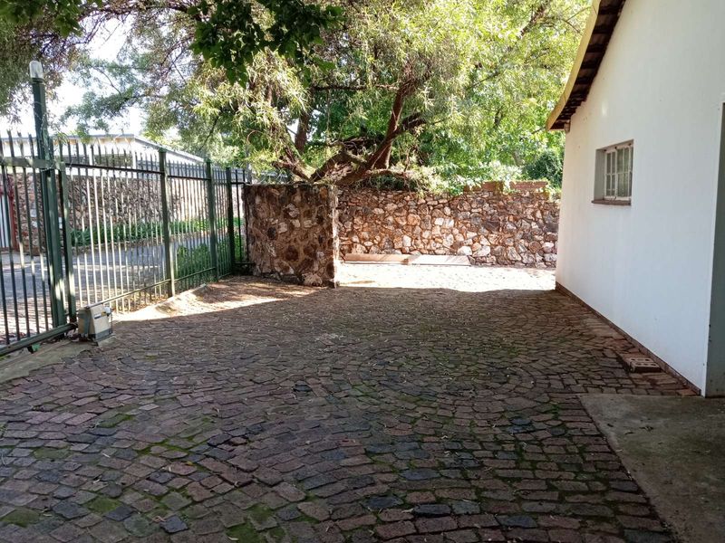 House For Sale in Irene - Photo 8