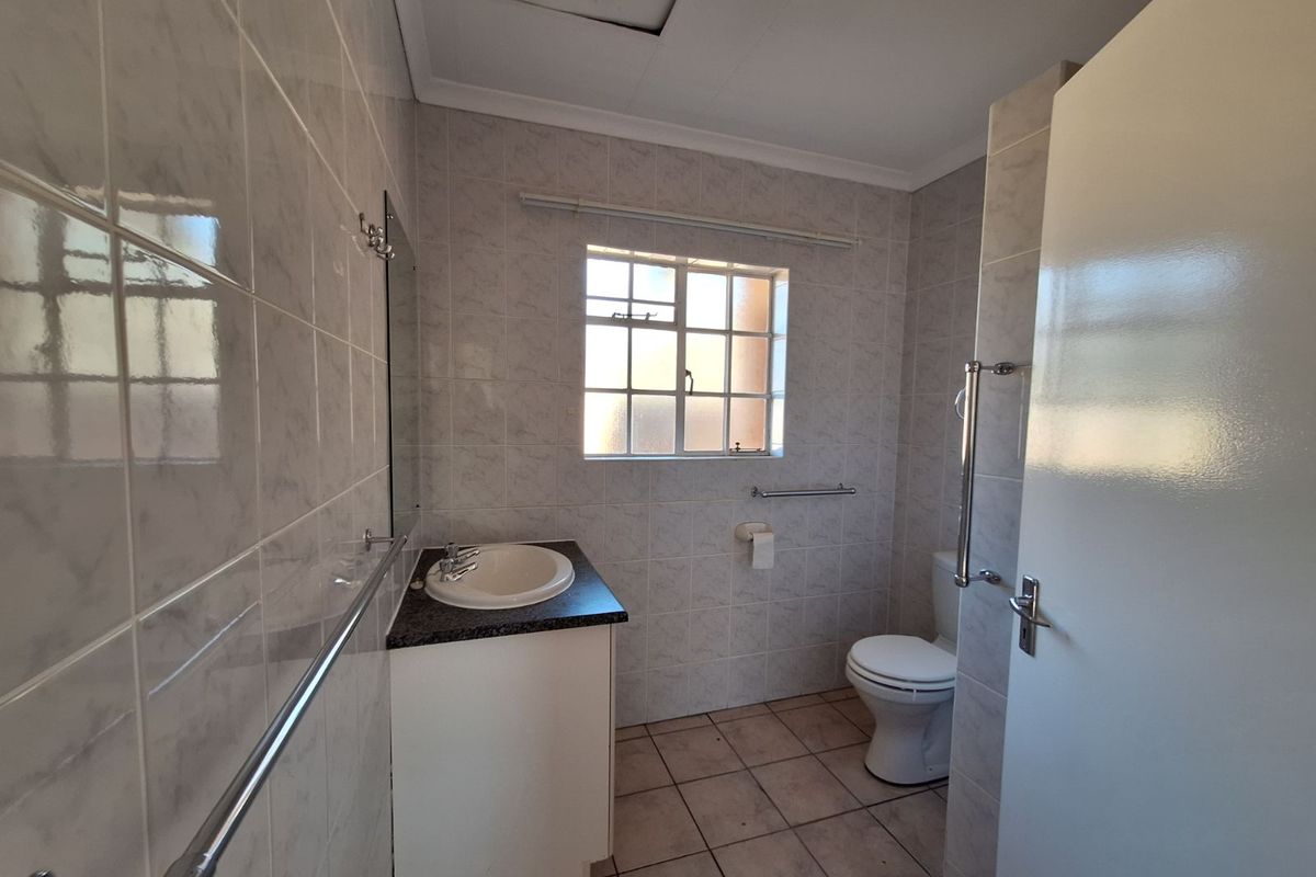 House For Sale in Bela Bela Central - Photo 4