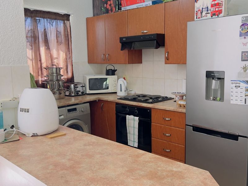 Townhouse For Sale in Halfway Gardens - Photo 6