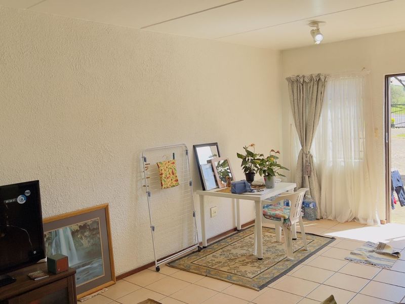 Townhouse For Sale in Halfway Gardens - Photo 10