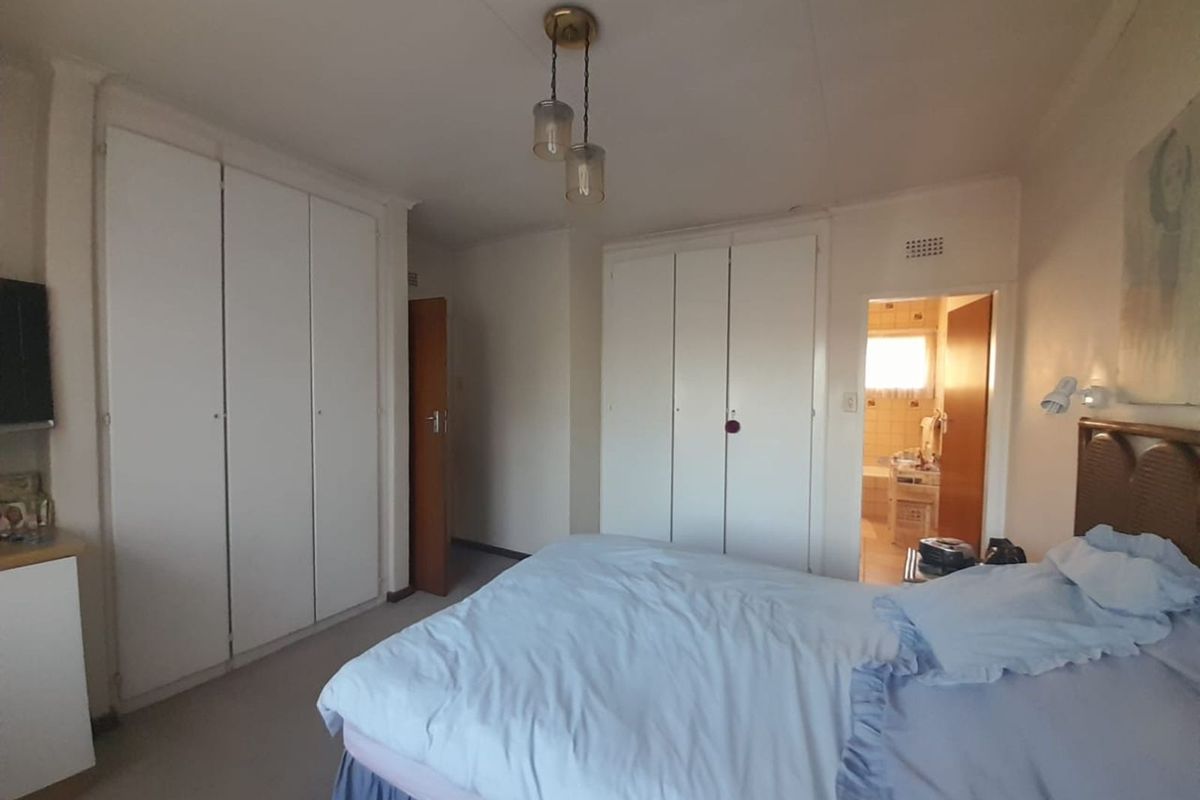 Townhouse For Sale in Corlett Gardens - Photo 4