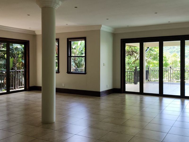 House To Rent in Zimbali - Photo 10