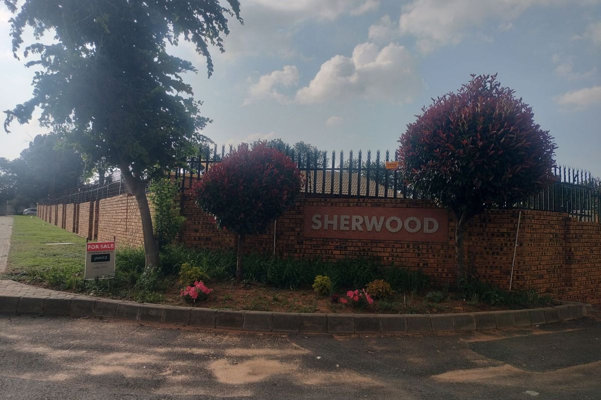 House For Sale in Erand Gardens - Photo 3