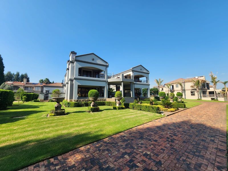 House For Sale in Vaalpark - Photo 2