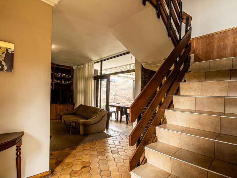 House For Sale in Wingate Park - Photo 2