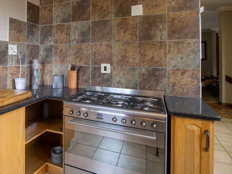 House For Sale in Wingate Park - Photo 7