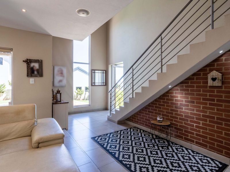 House For Sale in The Hills Game Reserve Estate - Photo 2
