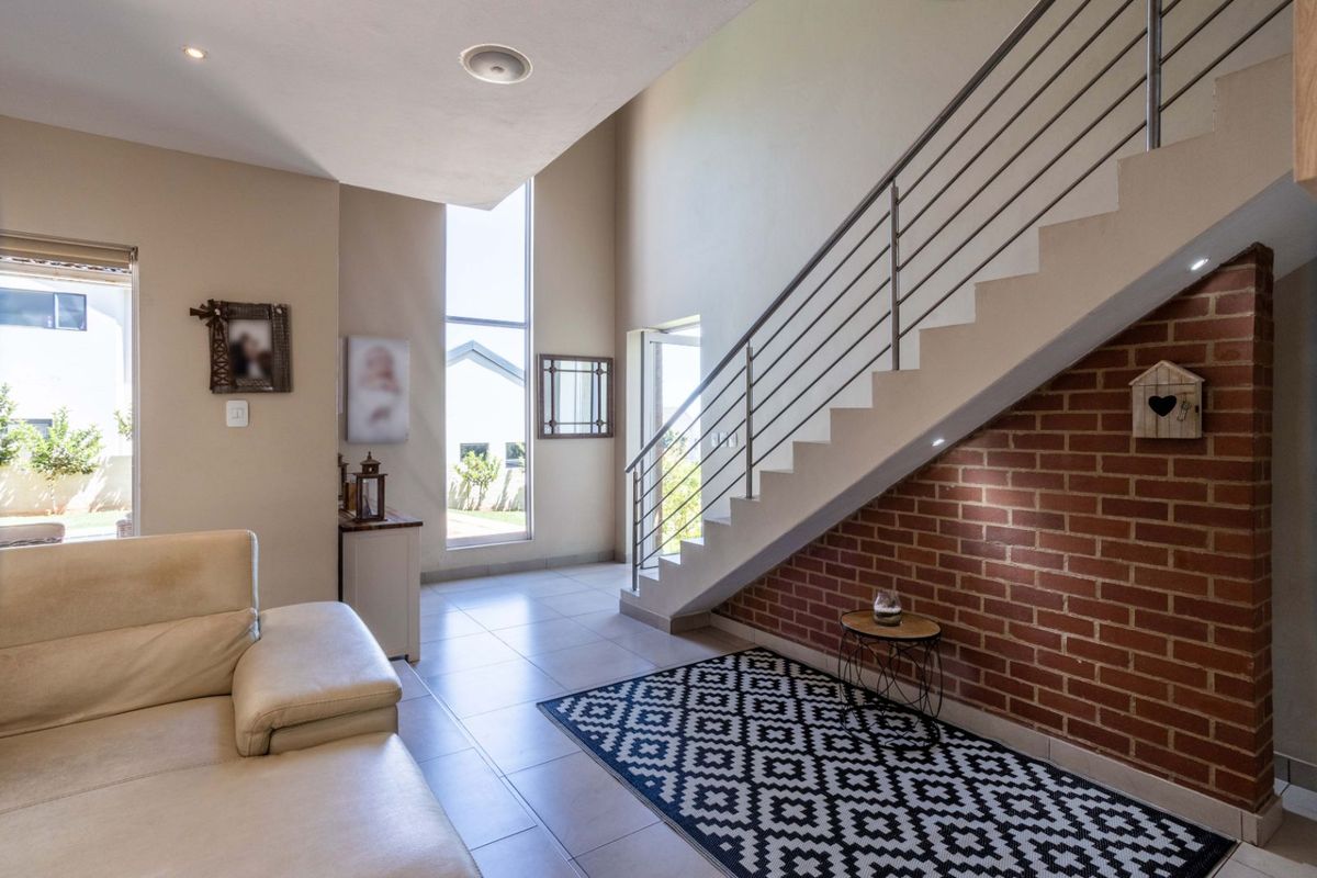 House For Sale in The Hills Game Reserve Estate - Photo 2