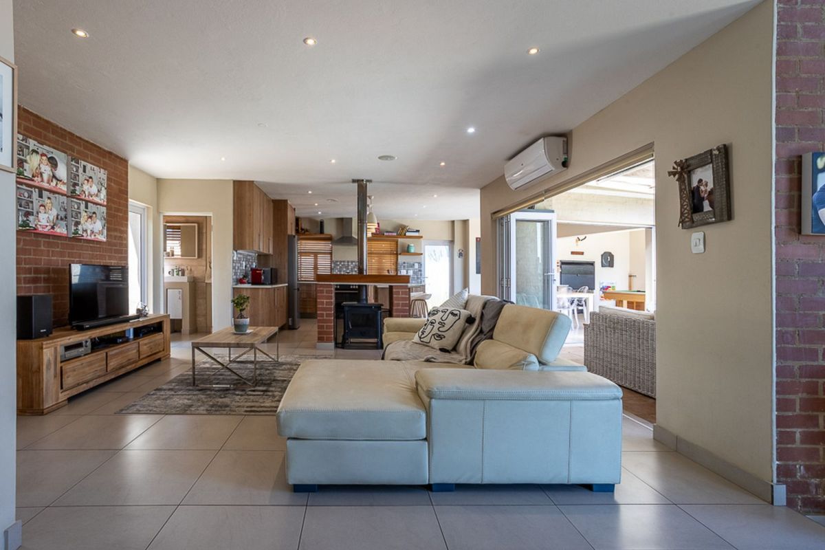 House For Sale in The Hills Game Reserve Estate - Photo 3