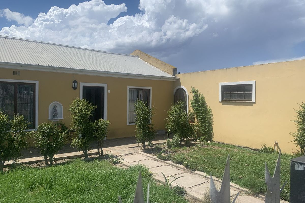 House For Sale in Theronville - Photo 2